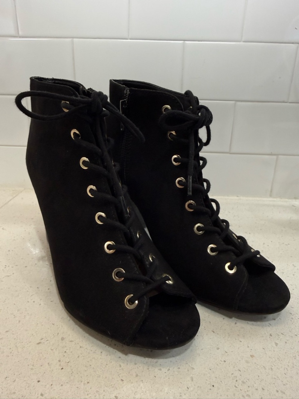 Women’s black suede heels APT 9 size 8